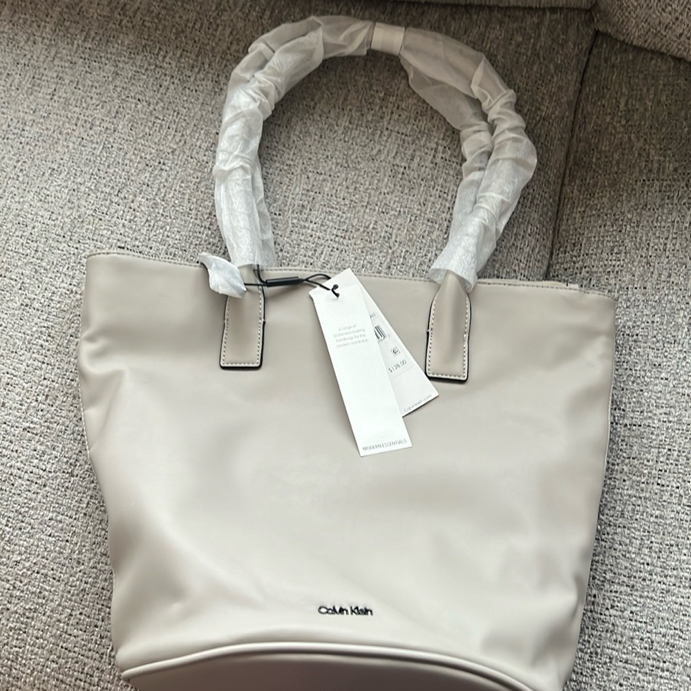 Calvin Klein Bucket Bag